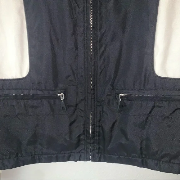 Size Medium - Women’s Authentic Vintage Harley Davidson Jacket - Picture 3 of 9